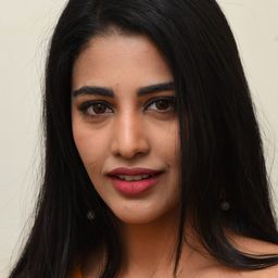 Daksha Nagarkar 飾演 Geetha