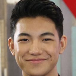 達倫·艾斯潘多 飾演 Yohan