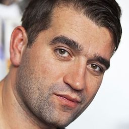 Milan Ondrík 飾演 Milan