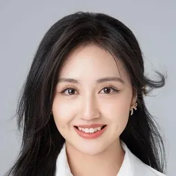 毛珍禧 飾演 小艺