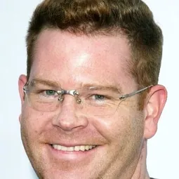 史提夫·門羅 - 選美俏臥底演員 飾演Frank Tobin