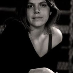 Maïa Sandoz 飾演 La psychologue