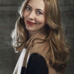 Marina Prudenskaja 飾演 Azucena