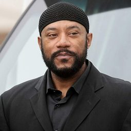 Ricky Harris - 今年聖誕演員 飾演Cousin Fred Whitfield