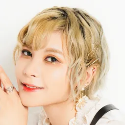 菲魯茲·藍 飾演 Otako the Loyal Dog (voice)