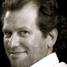 Mirko Artuso 飾演 Oste Secondo