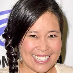 謝茹藩 飾演 The Applicant