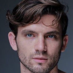 Asaf Jonas 飾演 Nevo