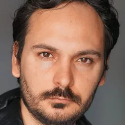 Paride Cicirello 飾演 Antonio Buscetta