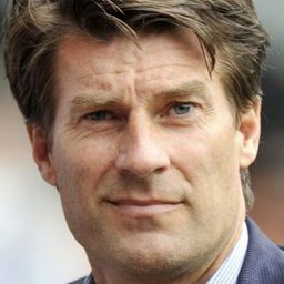 Michael Laudrup 飾演 Self