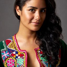 梅耶拉·洛克拉 飾演 Sofía