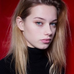 Richelle Plantinga - 永遠的富里奇演員 飾演Meisje pepperspray