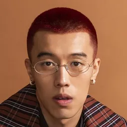 周遊 - 爆水管演員 飾演Luo Hao