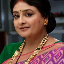 Aparna Ghoshal 飾演 Rukhsat