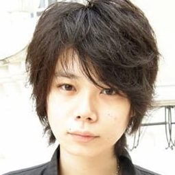 佐藤貴広 飾演 Hajime Haruno