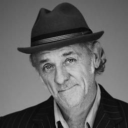 David Field 飾演 Toe Jam