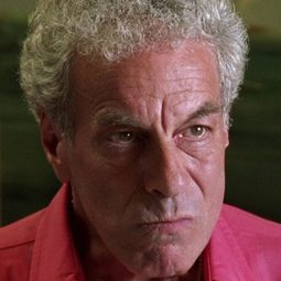 A. Frank Ruffo - 充分揭露演員 飾演Frank Sommer