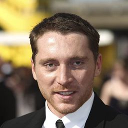 Ben Batt 飾演 Trooper Jones