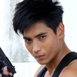 南·譚納孔恩 飾演 Khem