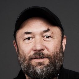 提默·貝克曼比托夫 - 法無赦導演