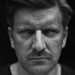 Maciej Kowalewski - Dance Marathon編劇