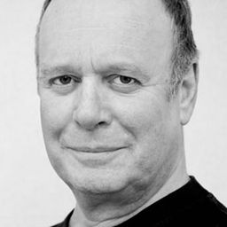 Jan Grønli 飾演 Clausen