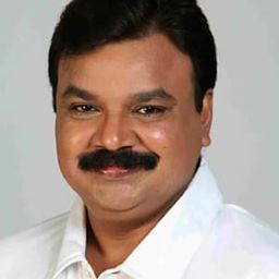 Idavela Babu - Odum Kuthira Chadum Kuthira演員 飾演Uncle Ben