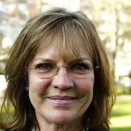 Anki Lidén - 電音奇才艾維奇：提姆原色演員 飾演Self - Tim's Mother