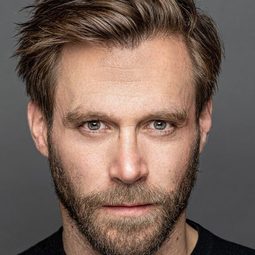 Ken Duken - 北歐人：維京傳奇演員 飾演Thorald