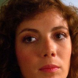 Sandee Currie 飾演 Donna