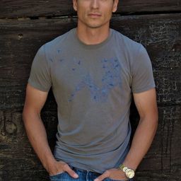 Vladimir Tevlovski - 偷天搶地演員 飾演Ethan