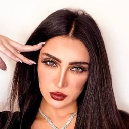 Samia Al-Tarabulsi 飾演 رشا