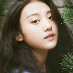 Song Hee-jun 飾演 Yoon-hwa