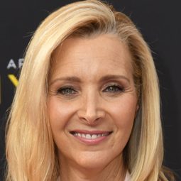 麗莎古杜 - 賤鄰2演員 飾演Dean Carol Gladstone