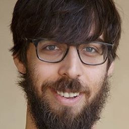 Dan Lippert 飾演 Cliff