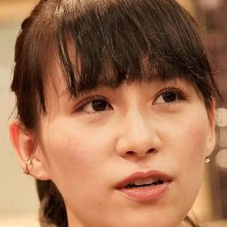 西脇 綾香 飾演 a~chan