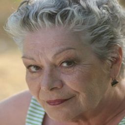 Annie Mercier - 愛•難按捺演員 飾演Odile