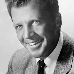 Dan Dailey 飾演 Johnny Behind-the-Deuces