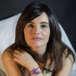 Stefania Palmisano - Streghe verso nord演員 飾演Bride