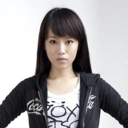 Julianne Chu 飾演 Hitomi