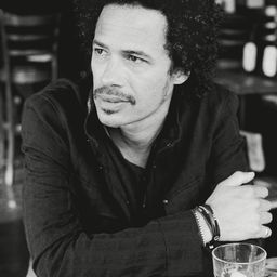 Eagle-Eye Cherry 飾演 Samir