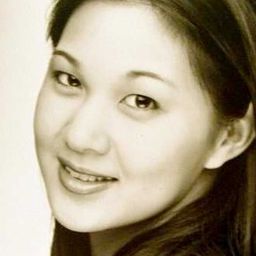 Kathy Shao-Lin Lee 飾演 Katie Wong