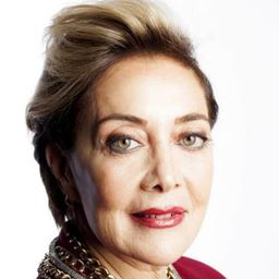 Tilbe Saran 飾演 Meryem Telhan