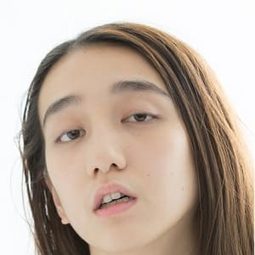 長井短  飾演 Toto Aiman