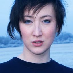 Viktoria Monhor - 世紀婚魘演員 飾演Maid #1