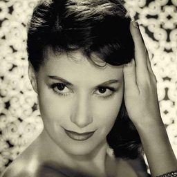 Véra Clouzot 飾演 Christina Delassalle