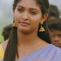 Arthika 飾演 Malliga