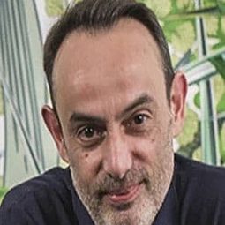 埃里克托斯蒂 - 熱血搜救隊：翻轉世界編劇