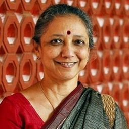 麗拉·薩姆森 飾演 Bhavani