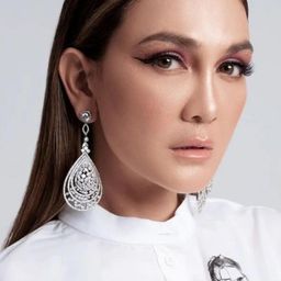 露娜·馬雅 - 詭妾演員 飾演Nyai